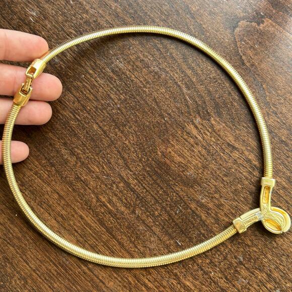 Vintage Napier Gold Tone Omega Necklace Black Faux Pearl Earrings Set Demi Parur - Picture 5 of 9